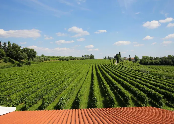 مزرعة للإقامة Ai Prati لاتيزي