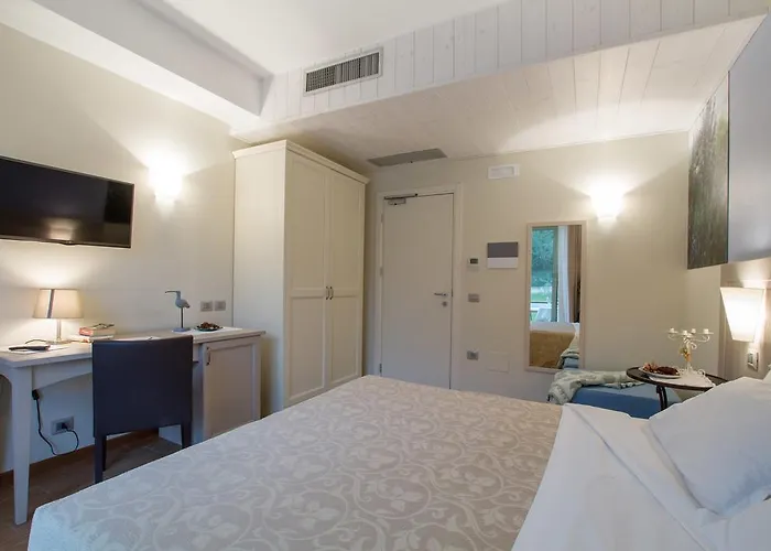 Ai Prati لاتيزي