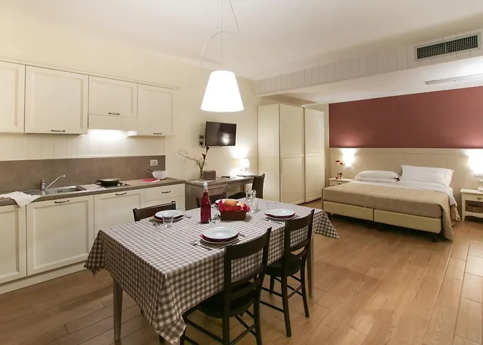 Ai Prati مزرعة للإقامة *